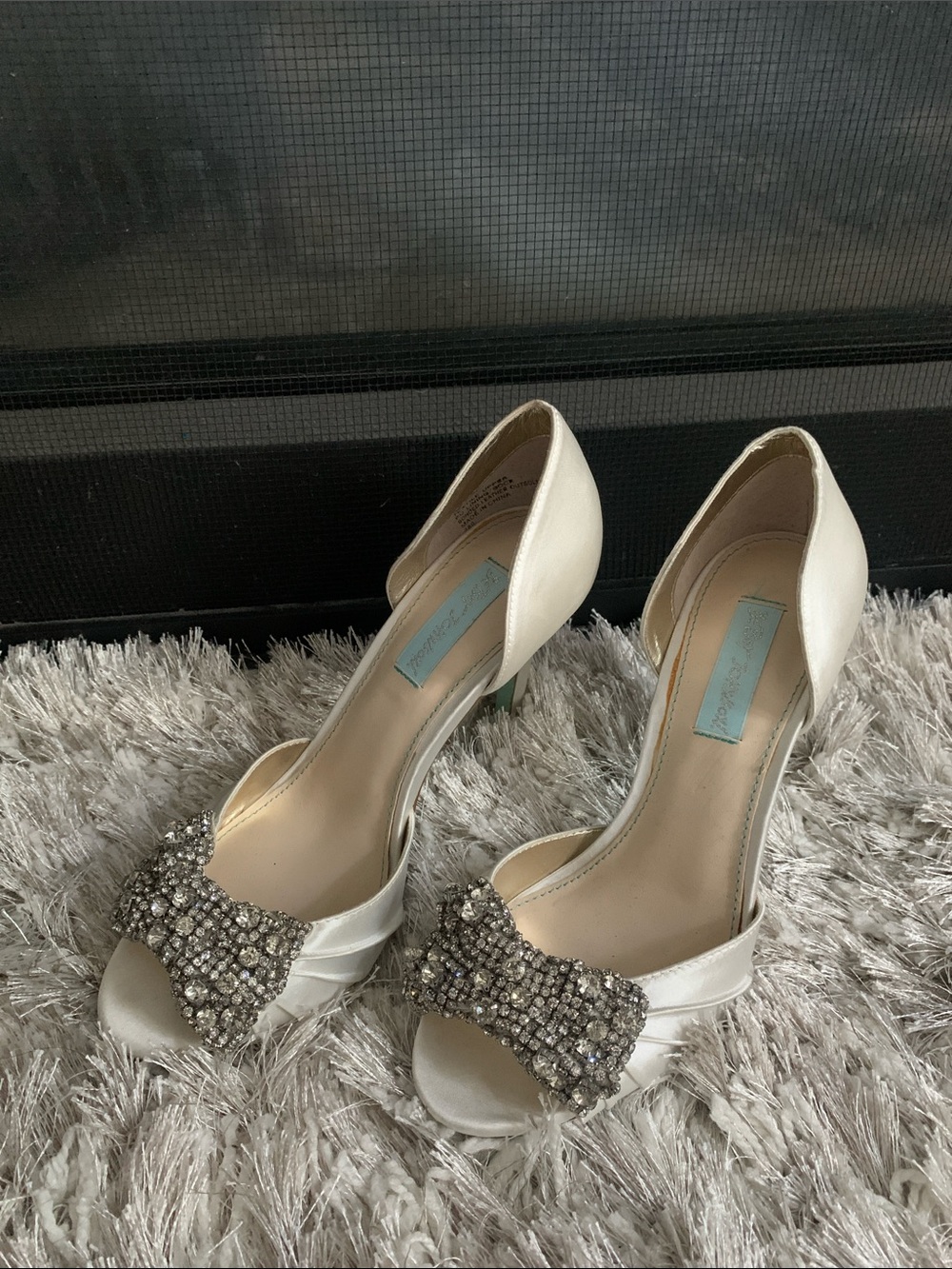 Satin High Heels🌟💛
